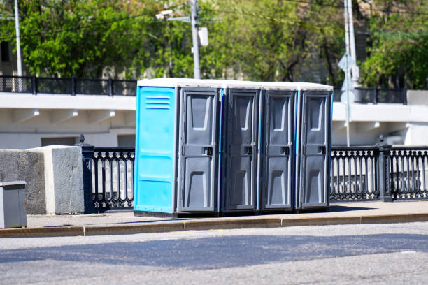 Best Temporary restroom rental  in Fairmount, IN